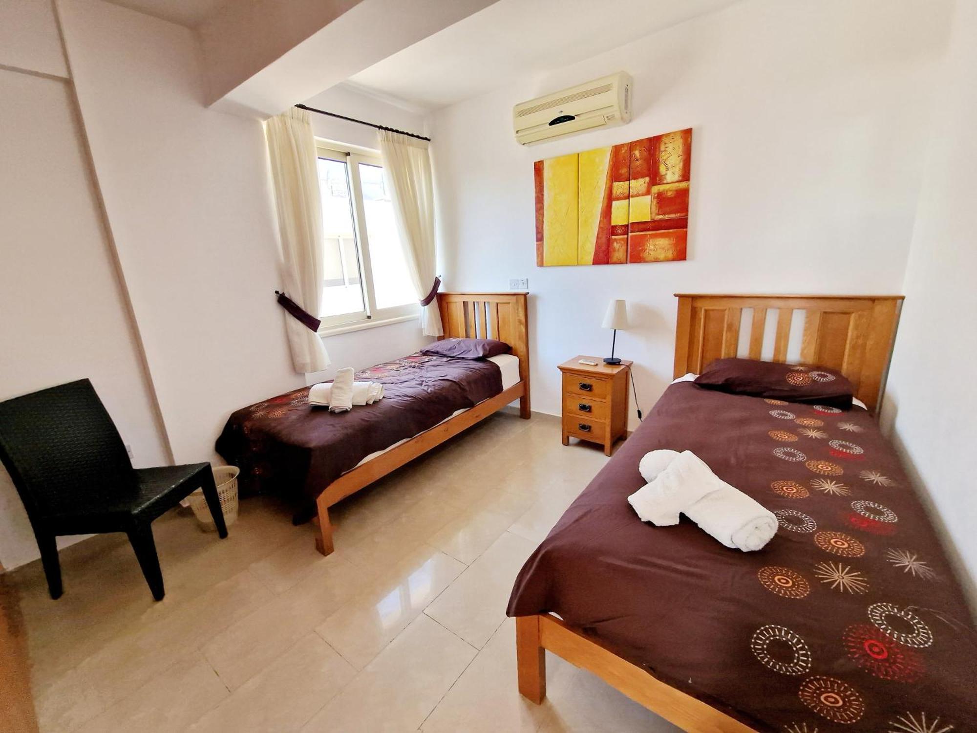 Floor 2 Bedroom E101, 3 Pools, Sea View, Free Wifi