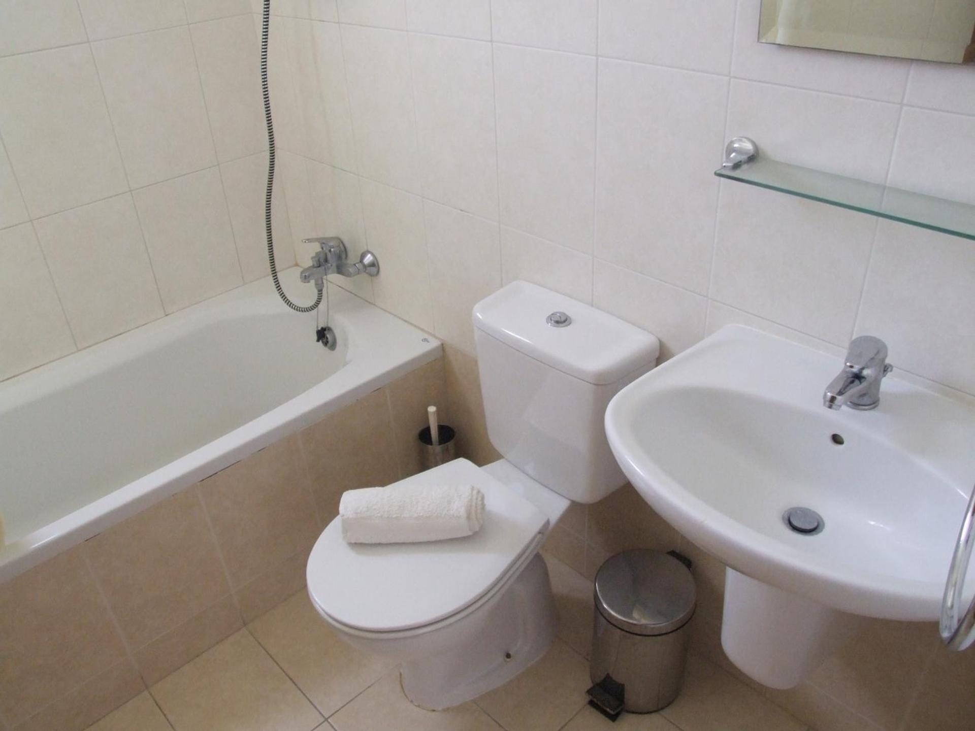 Appartement Floor 2 Bedroom E101, 3 Pools, Sea View, Free Wifi Peyia